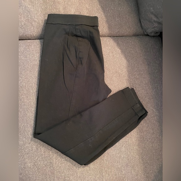 Capris - Picture 4 of 6